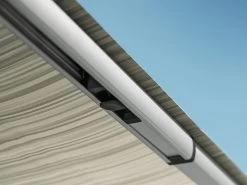 Thule Omnistor 1200 230 Mystic Grey Zakluifel -Kortingswinkel voor buitenkamperen 377201 377201 images other thuleomnistor1200 buckle1 2 ecommerce 14