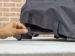 Weber Pulse 1000 Barbecue Hoes -Kortingswinkel voor buitenkamperen 478002 478002 images other weber pulse 1000 barbecue hoes 2 ecommerce