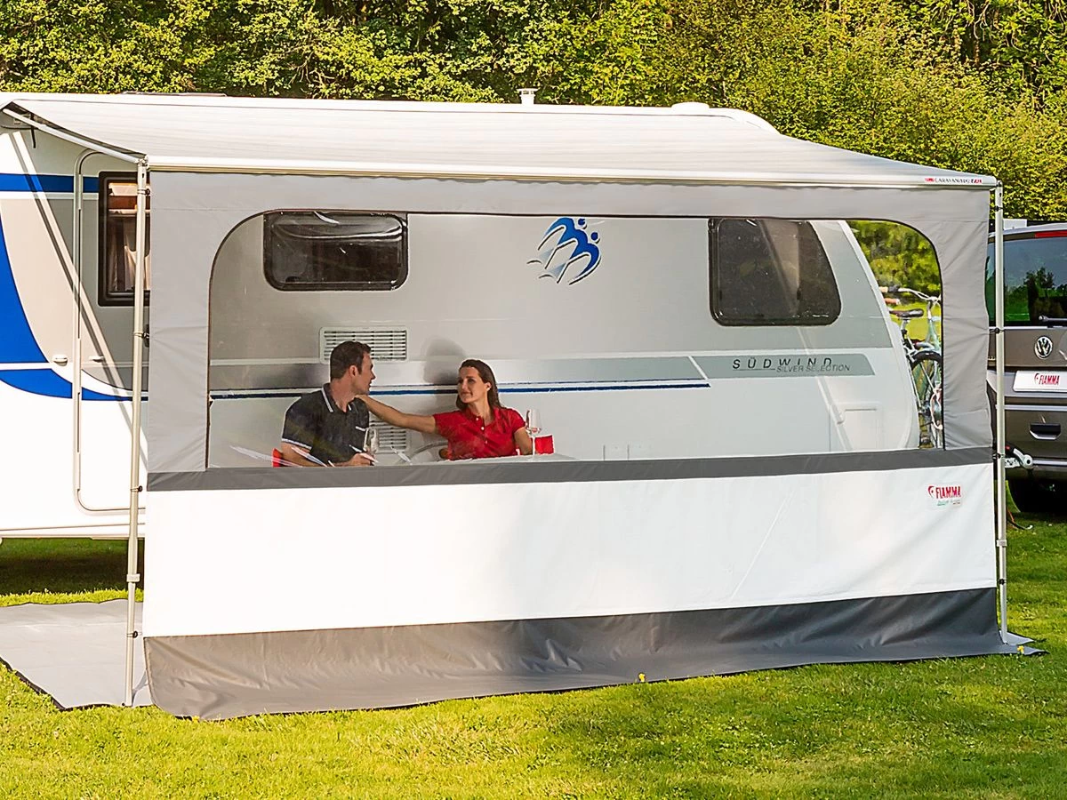 Fiamma Blocker Pro Voorwand 235 4 Fiamma Blocker Pro Voorwand 235 - Afbeelding 2